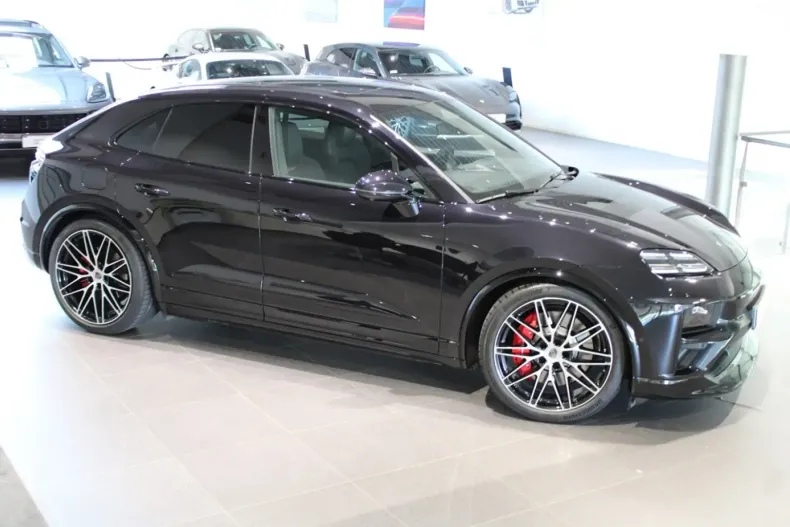 Porsche Macan din 2025 cu 2.500 km - oferta POR117619 - foto 15