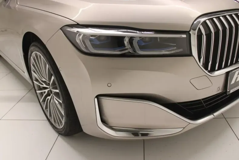 BMW 745 din 2021 cu 71.700 km - oferta BMW117630 - foto 3