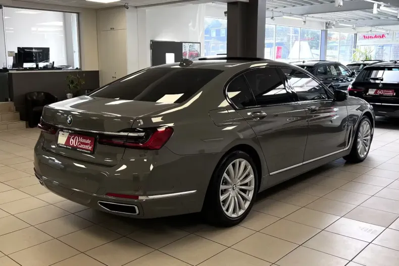 BMW 740 din 2021 cu 148.900 km - oferta BMW117631 - foto 4