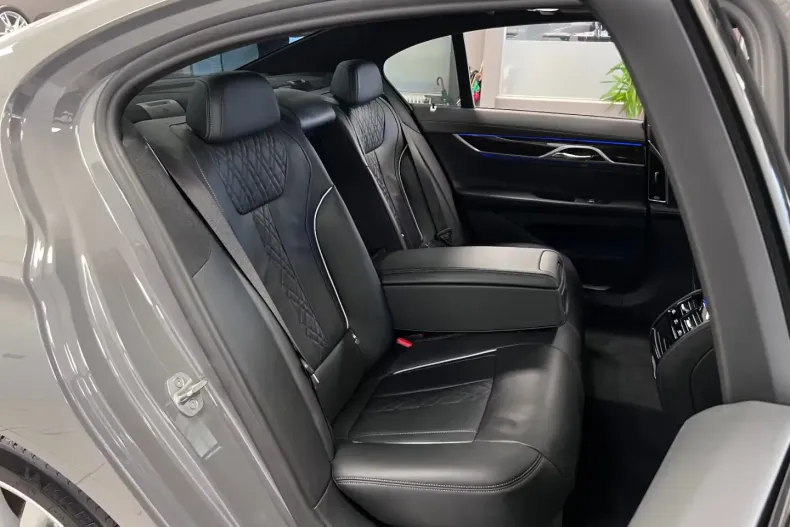 BMW 740 din 2021 cu 148.900 km - oferta BMW117631 - foto 14