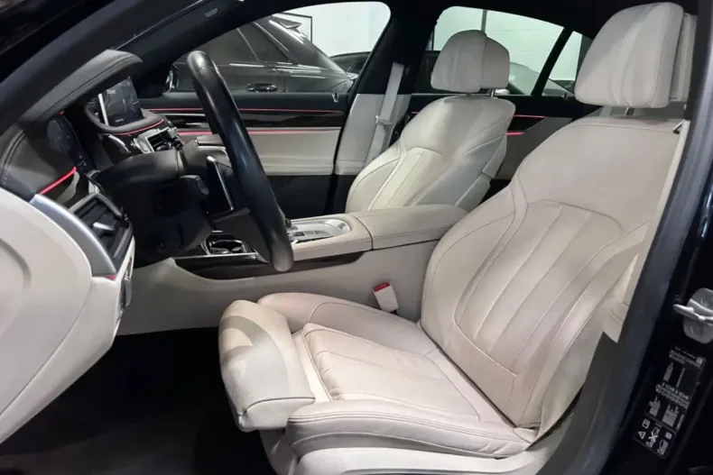 BMW 730 din 2020 cu 88.000 km - oferta BMW117632 - foto 8