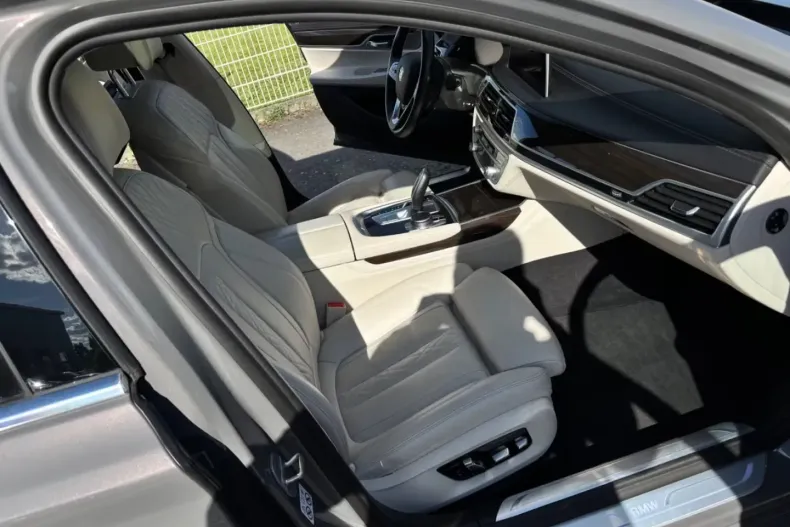 BMW 745 din 2020 cu 147.000 km - oferta BMW117633 - foto 5