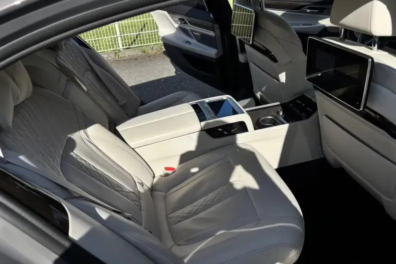 BMW 745 din 2020 cu 147.000 km - oferta BMW117633 - foto 7