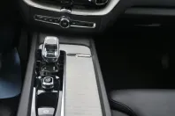 Volvo XC60 din 2022 cu 60.700 km - oferta VOL117635 - foto 15