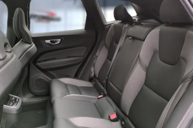 Volvo XC60 din 2023 cu 33.500 km - oferta VOL117643 - foto 15