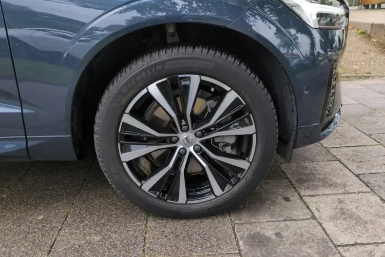 Volvo XC60 din 2023 cu 33.500 km - oferta VOL117643 - foto 19