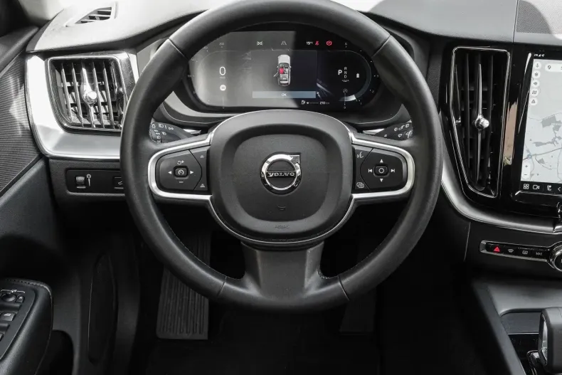 Volvo XC60 din 2022 cu 34.383 km - oferta VOL117644 - foto 7