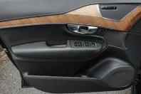 Volvo XC90 din 2022 cu 92.429 km - oferta VOL117645 - foto 13