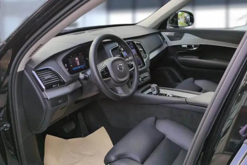 Volvo XC90 din 2023 cu 20.500 km - oferta VOL117646 - foto 9