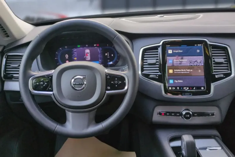 Volvo XC90 din 2023 cu 20.500 km - oferta VOL117646 - foto 10