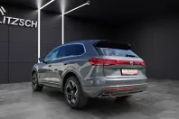 Volkswagen Touareg din 2024 cu 29.500 km - oferta VOL117648 - foto 4