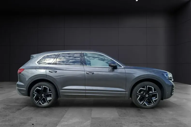 Volkswagen Touareg din 2024 cu 29.500 km - oferta VOL117648 - foto 7