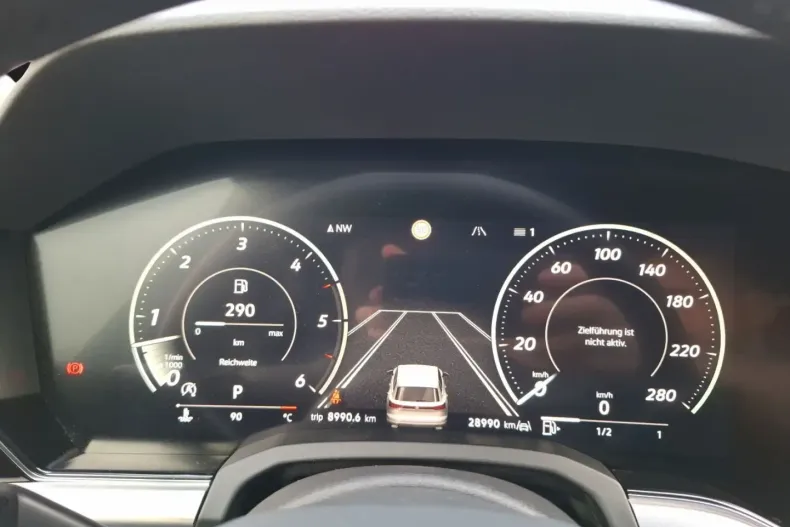 Volkswagen Touareg din 2024 cu 29.500 km - oferta VOL117648 - foto 20