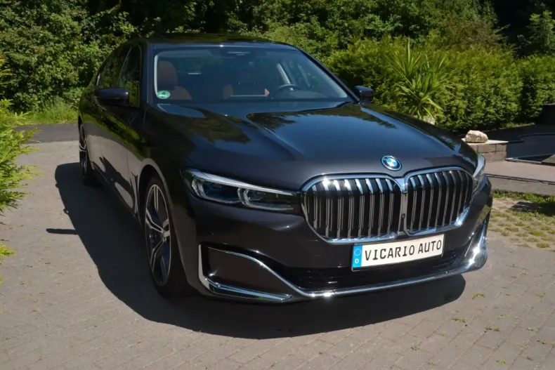 BMW 745 din 2022 cu 8.500 km - oferta BMW117649 - foto 2