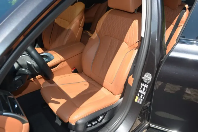 BMW 745 din 2022 cu 8.500 km - oferta BMW117649 - foto 7