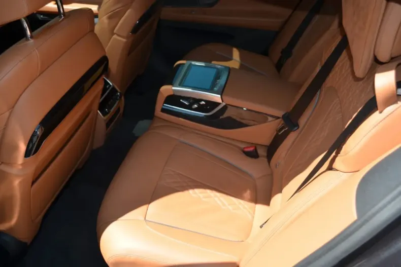 BMW 745 din 2022 cu 8.500 km - oferta BMW117649 - foto 12