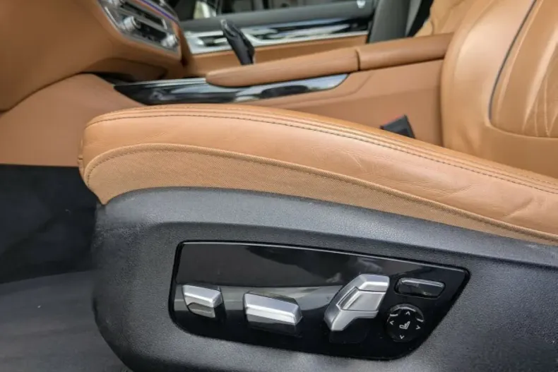 BMW 730 din 2021 cu 89.374 km - oferta BMW117651 - foto 11