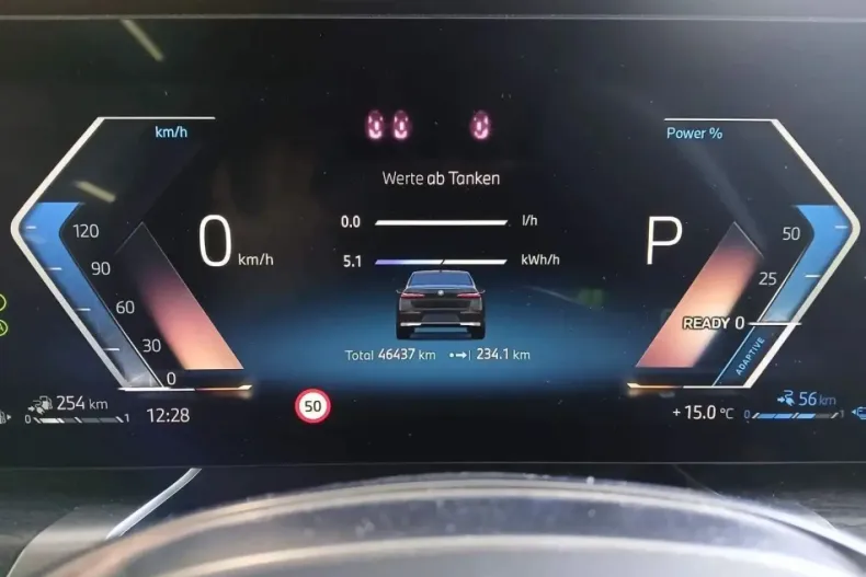 BMW 750 din 2024 cu 46.469 km - oferta BMW117656 - foto 16