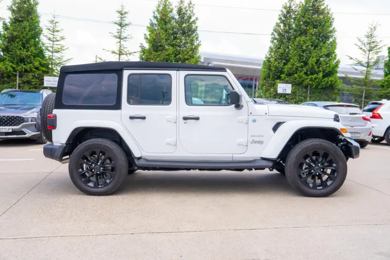 Jeep Wrangler din 2024 cu 7.228 km - oferta JEE117658 - foto 7