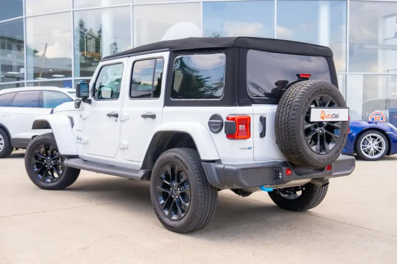 Jeep Wrangler din 2024 cu 7.228 km - oferta JEE117658 - foto 8