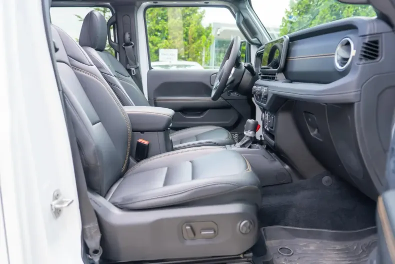 Jeep Wrangler din 2024 cu 7.228 km - oferta JEE117658 - foto 22