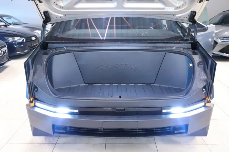 Tesla Cybertruck din 2024 cu 23.000 km - oferta TES117660 - foto 7