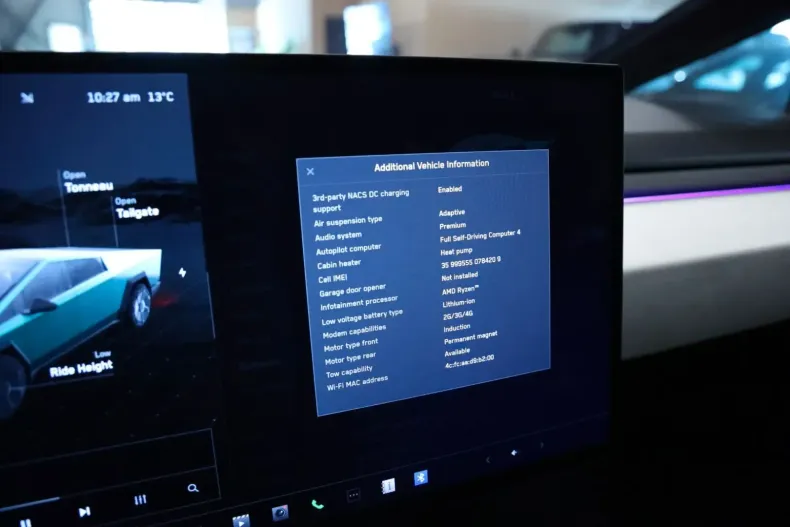 Tesla Cybertruck din 2024 cu 23.000 km - oferta TES117660 - foto 10