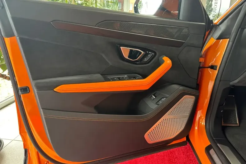 Lamborghini Urus din 2021 cu 29.980 km - oferta LAM117661 - foto 10