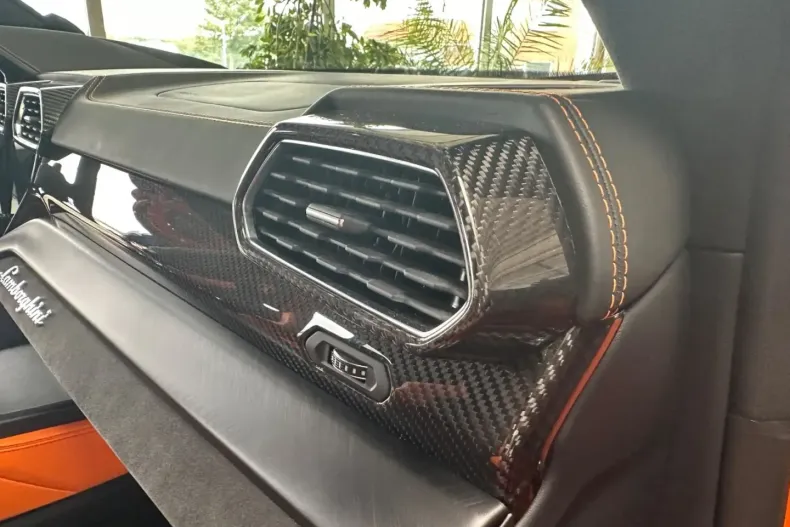 Lamborghini Urus din 2021 cu 29.980 km - oferta LAM117661 - foto 16