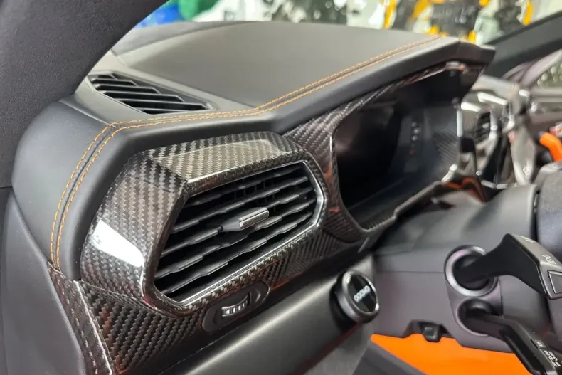 Lamborghini Urus din 2021 cu 29.980 km - oferta LAM117661 - foto 19