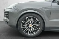 Porsche Cayenne din 2024 cu 24.600 km - oferta POR117672 - foto 6