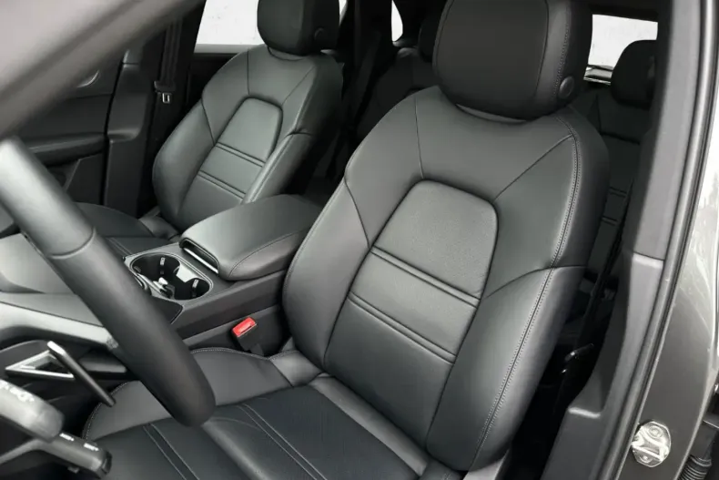 Porsche Cayenne din 2024 cu 24.600 km - oferta POR117672 - foto 19