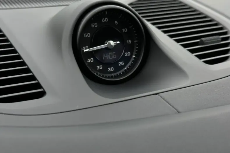 Porsche Cayenne din 2024 cu 24.600 km - oferta POR117672 - foto 21