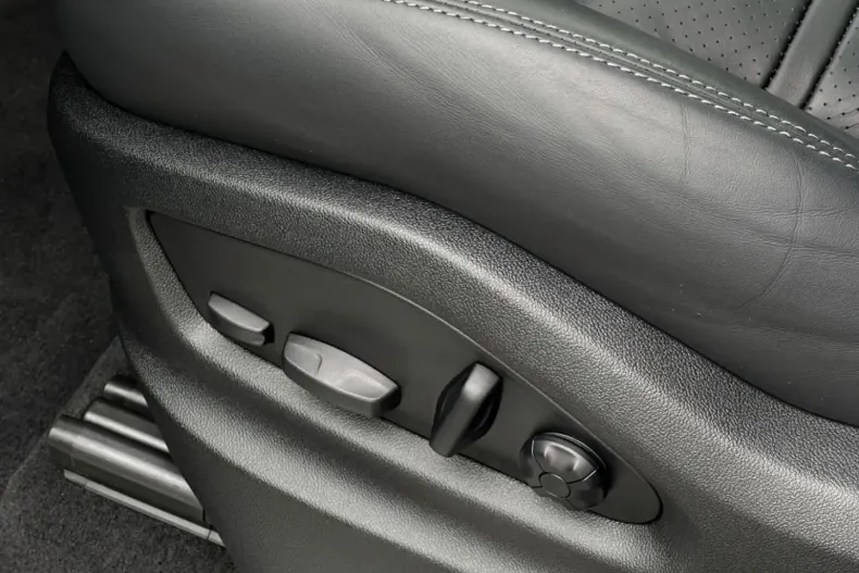 Porsche Cayenne din 2024 cu 24.600 km - oferta POR117672 - foto 26