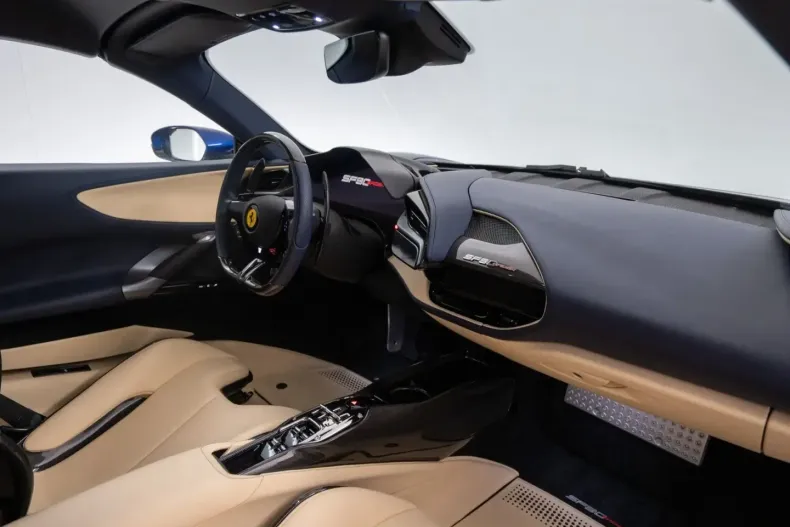 Ferrari SF90 din 2023 cu 2.300 km - oferta FER117679 - foto 25