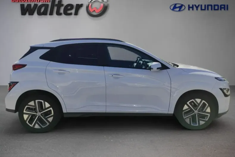 Hyundai KONA din 2023 cu 16.500 km - oferta HYU117680 - foto 3