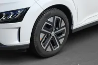 Hyundai KONA din 2023 cu 16.500 km - oferta HYU117680 - foto 8