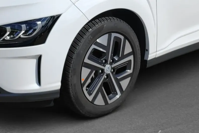 Hyundai KONA din 2023 cu 16.500 km - oferta HYU117680 - foto 8