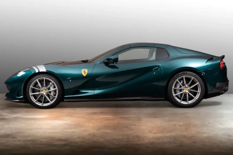 Ferrari 812 din 2023 cu 3.992 km - oferta FER117681 - foto 3