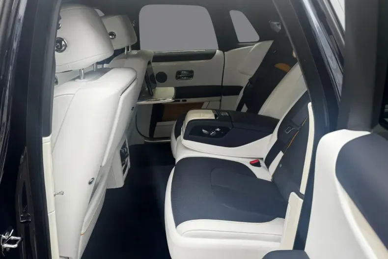 Rolls-Royce Ghost din 2024 cu 4.500 km - oferta ROL117682 - foto 21