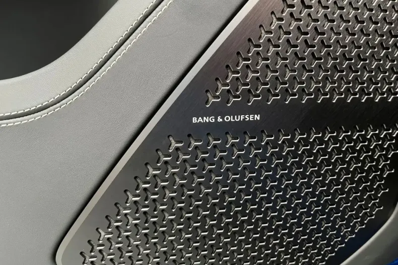 Lamborghini Urus din 2023 cu 17.500 km - oferta LAM117684 - foto 12