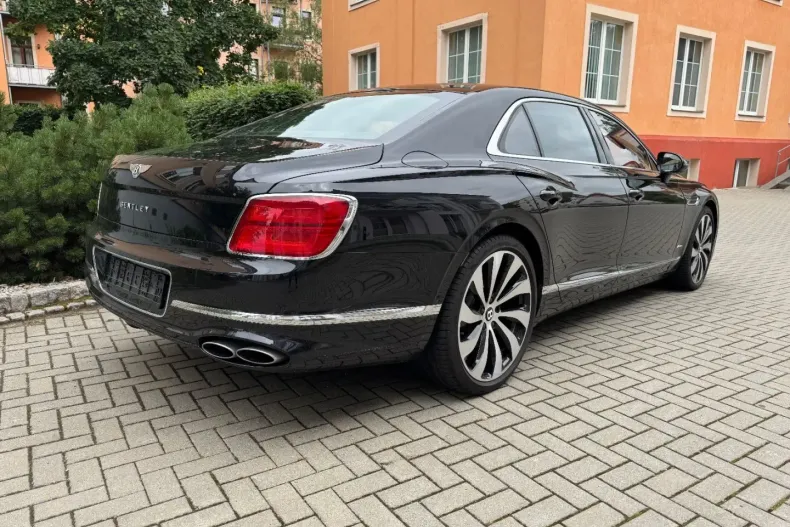 Bentley Flying Spur din 2023 cu 29.500 km - oferta BEN117688 - foto 3