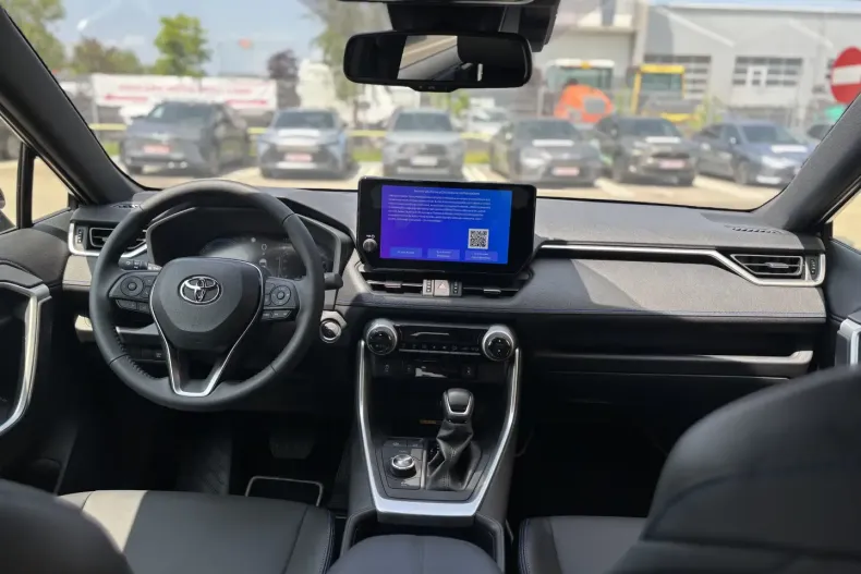 Toyota RAV4 din 2025 cu 600 km - oferta TOY117696 - foto 20