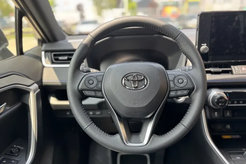 Toyota RAV4 din 2025 cu 600 km - oferta TOY117696 - foto 22