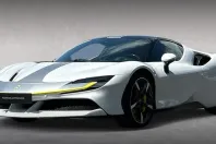 Ferrari SF90 din 2022 cu 6.000 km - oferta FER117704 - foto 1