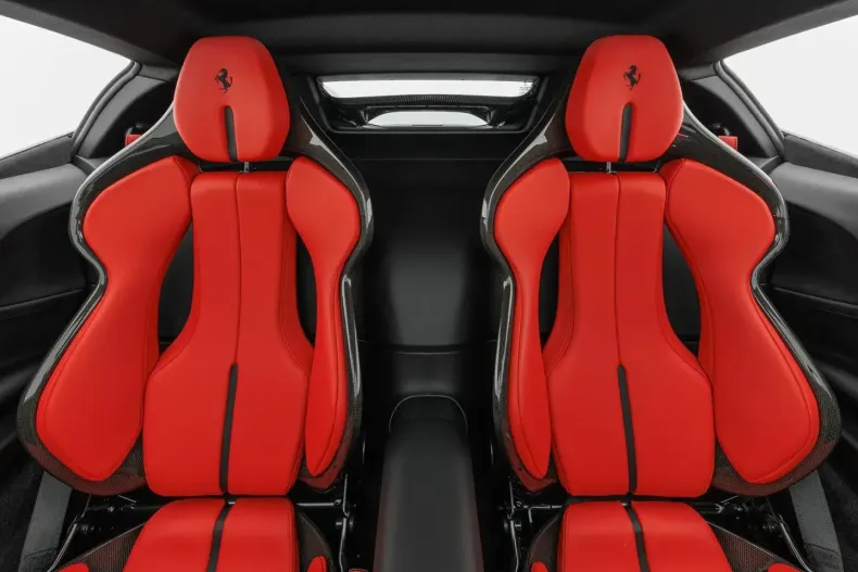 Ferrari SF90 din 2023 cu 2.800 km - oferta FER117705 - foto 18