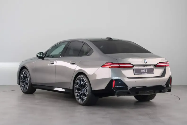 BMW 520 din 2024 cu 17.100 km - oferta BMW117708 - foto 4