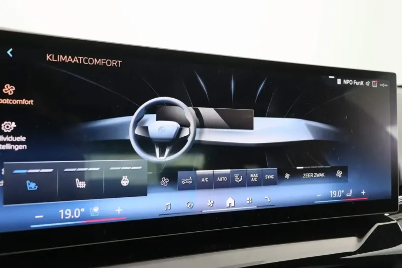 BMW 520 din 2024 cu 17.100 km - oferta BMW117708 - foto 18