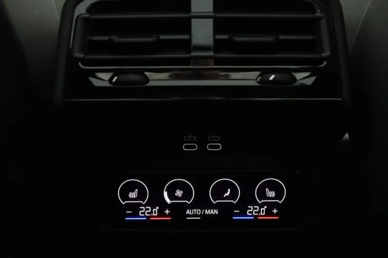 BMW 520 din 2024 cu 17.100 km - oferta BMW117708 - foto 21