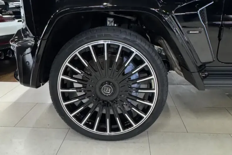 Mercedes-Benz G 63 AMG din 2025 cu 10 km - oferta MER117712 - foto 4